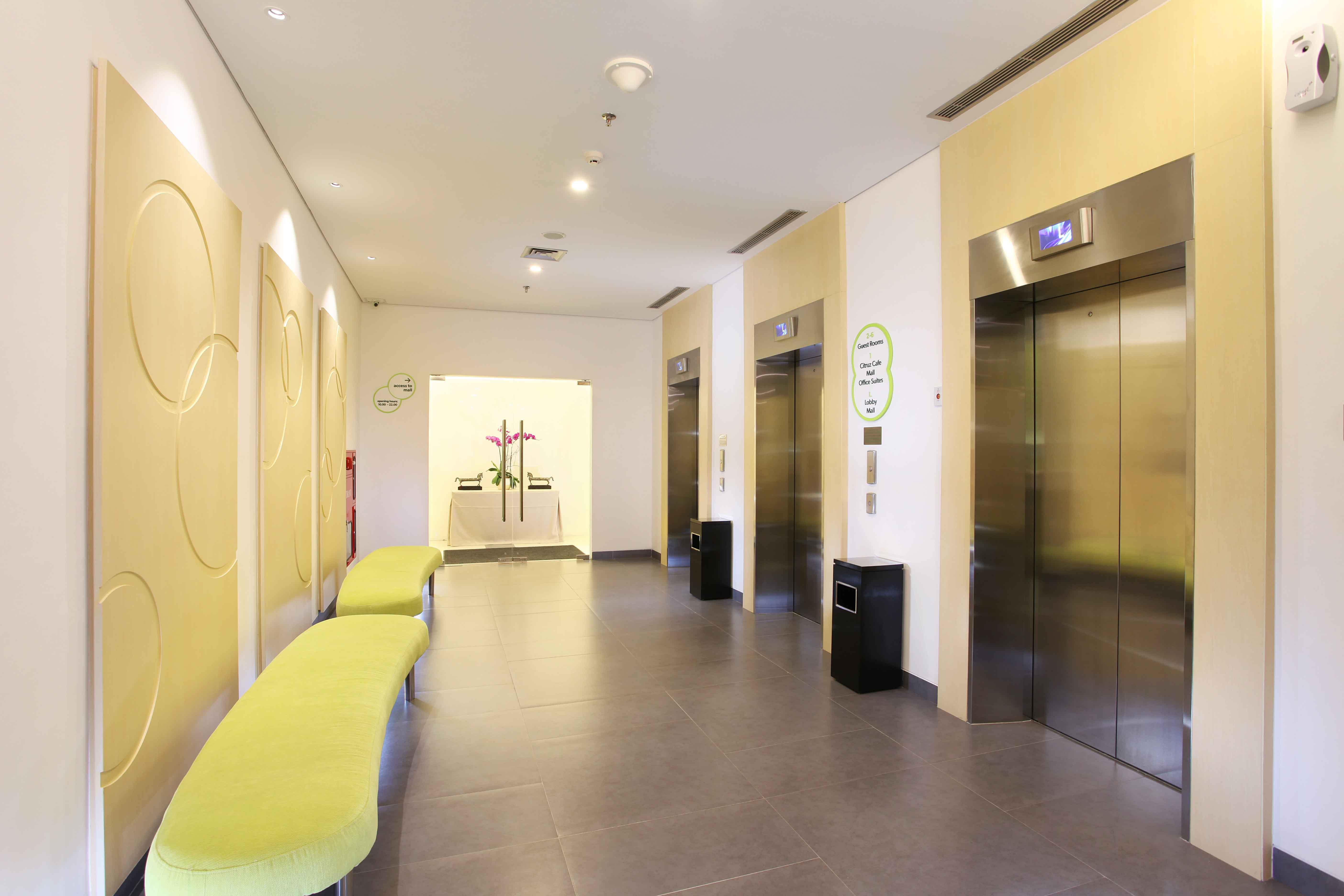 Zest Airport Jakarta By Swiss-Belhotel International Тангеранг Экстерьер фото