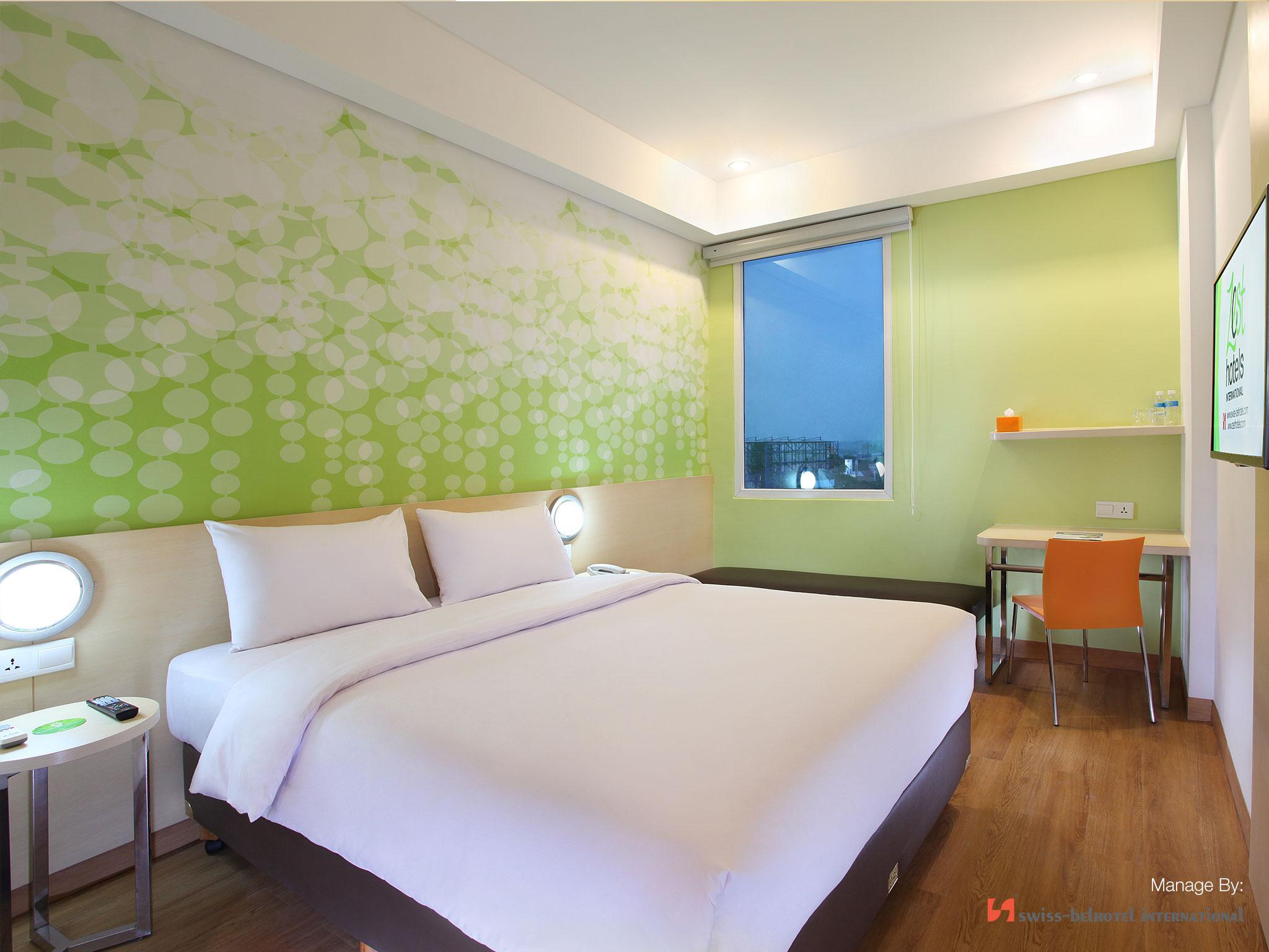 Zest Airport Jakarta By Swiss-Belhotel International Тангеранг Экстерьер фото