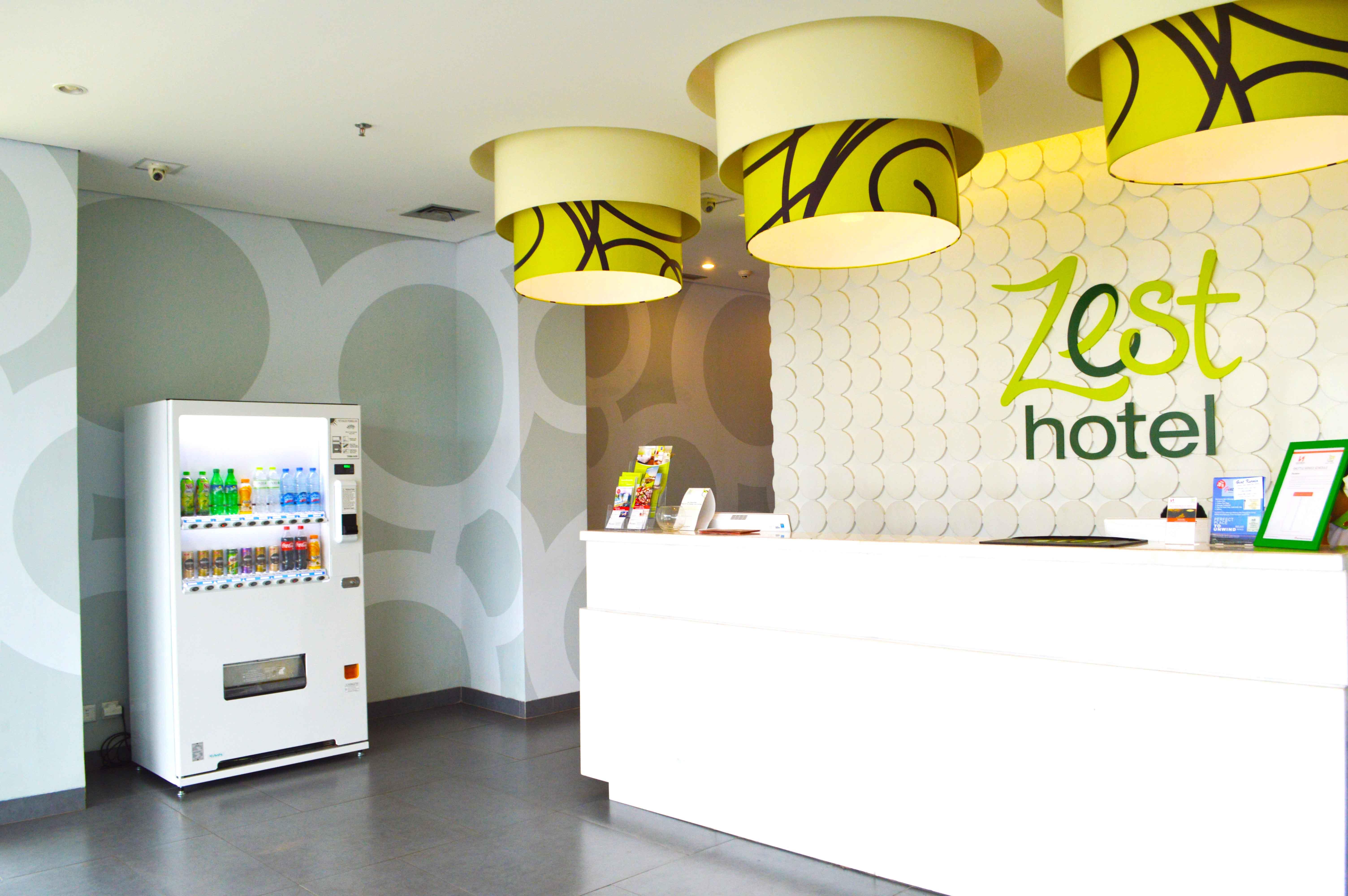 Zest Airport Jakarta By Swiss-Belhotel International Тангеранг Экстерьер фото