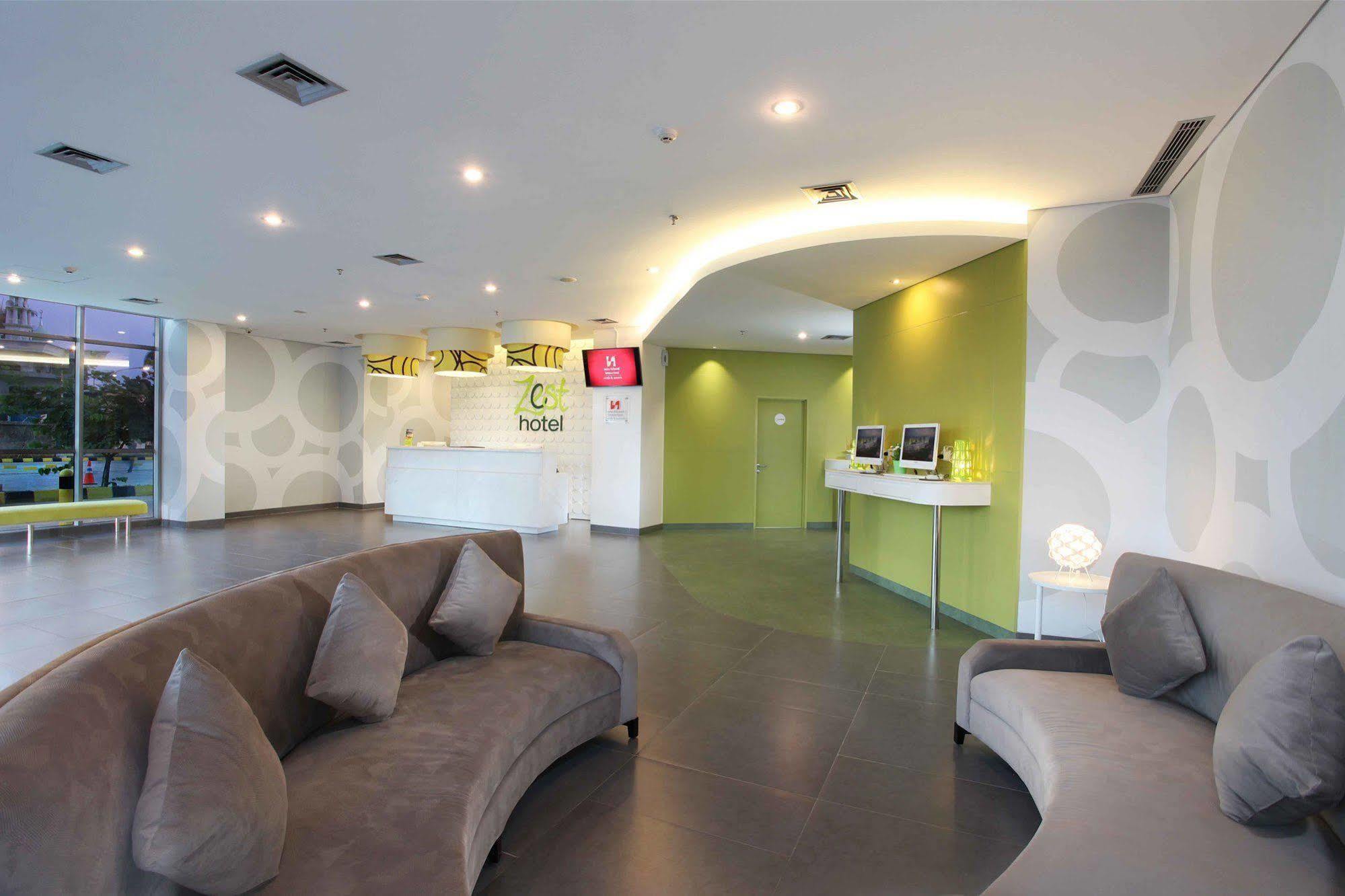Zest Airport Jakarta By Swiss-Belhotel International Тангеранг Экстерьер фото