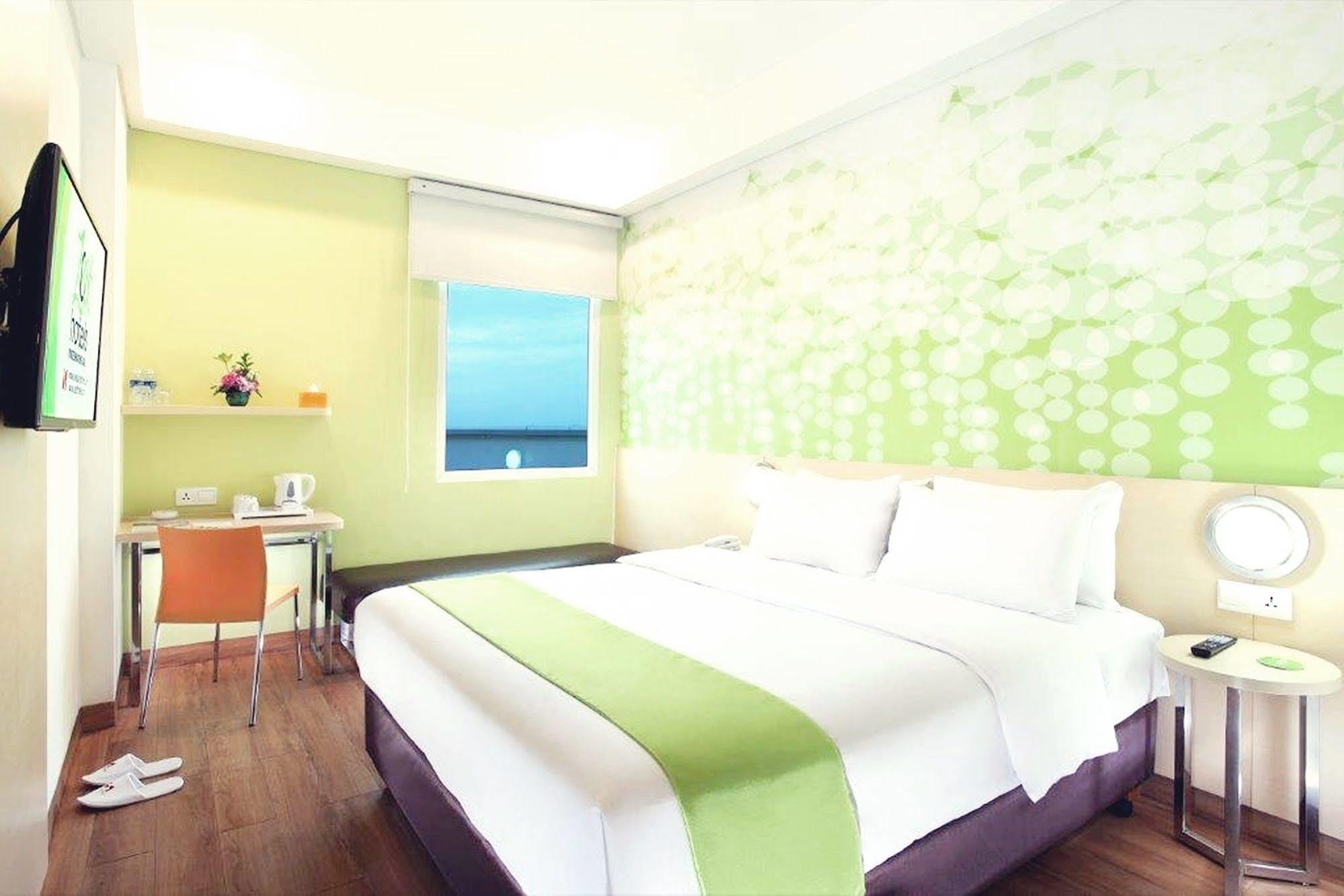 Zest Airport Jakarta By Swiss-Belhotel International Тангеранг Экстерьер фото